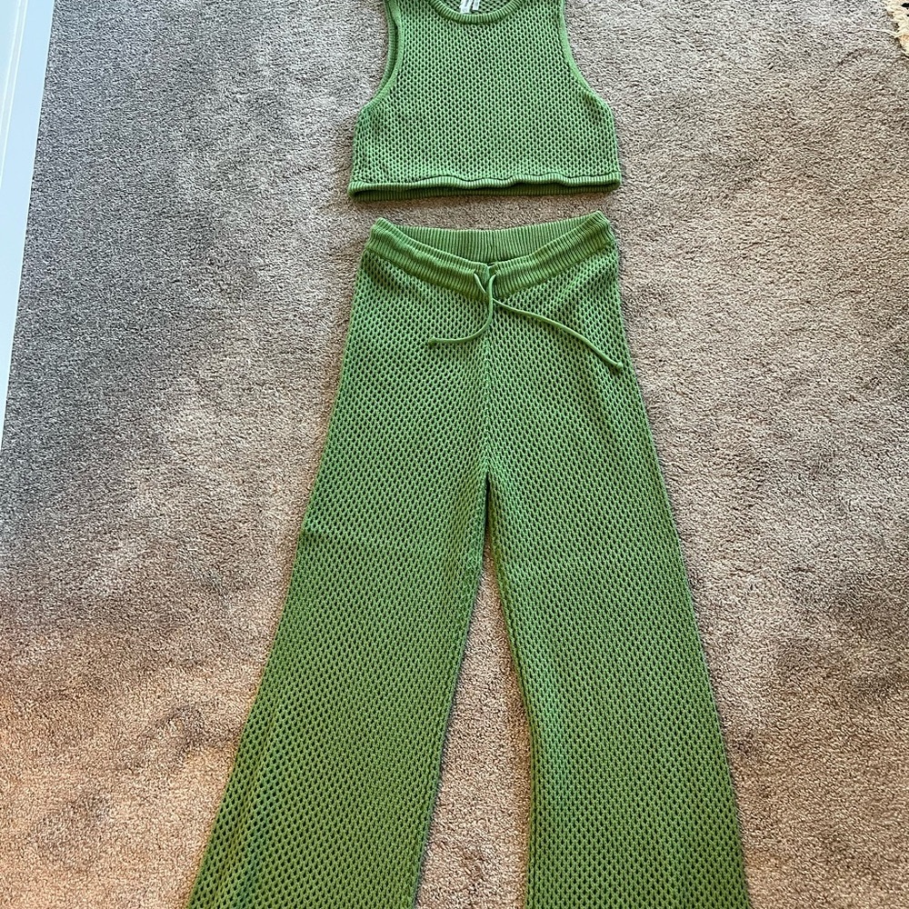 Crochet set - Picture 3 of 3